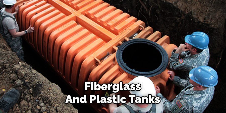 Fiberglass
And Plastic Tanks 