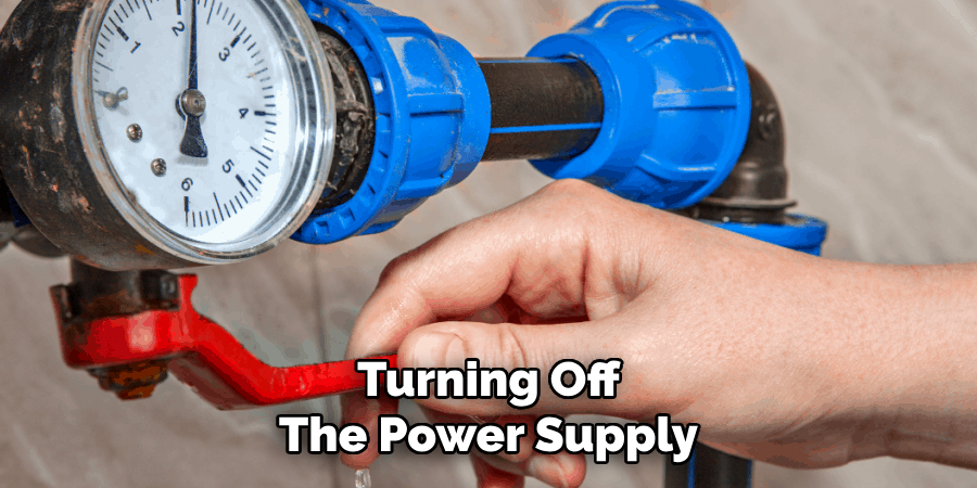Turning Off
The Power Supply